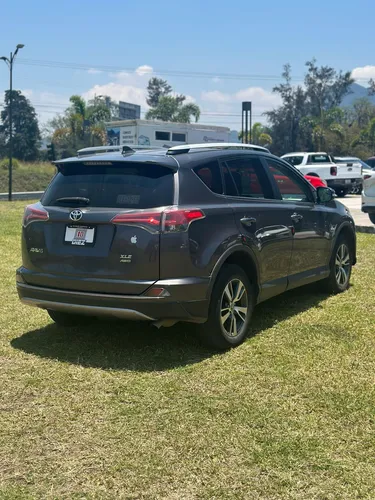Toyota RAV4 2.5 Xle Plus At