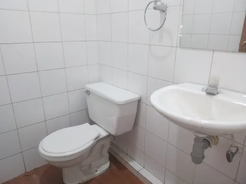 Local En Arriendo En Perpetuo Socorro, Medellín
