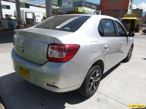 Imagen 7 de 25 de Renault Logan Life