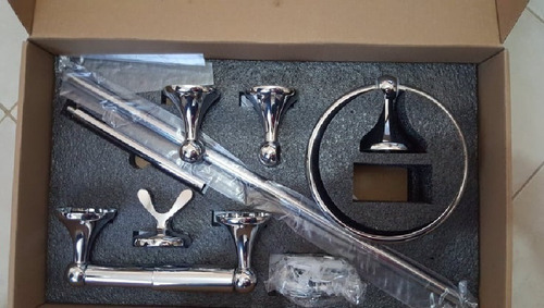 Imagen 3 de 3 de Juego Kit Accesorios Cromado Para Baños Acero Inoxidable