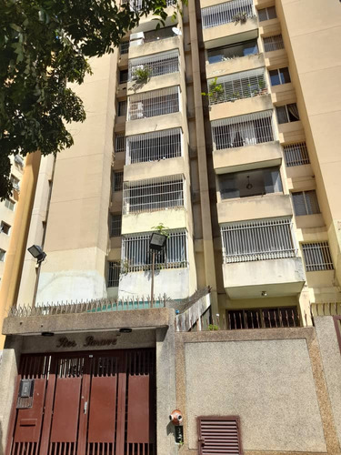 Vendo Apto 94m2 3h/2b/1p/1m Lomas Del Avila 6070