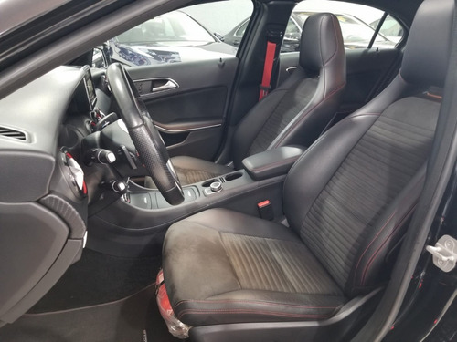 Imagem 15 de 15 de Mercedes A 250 2015 2.0 Sport Turbo