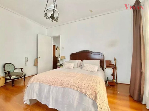 Casa En Arriendo De 6 Dorm. En Providencia