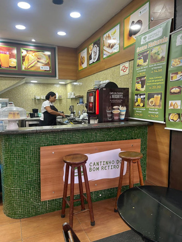 Vendo Cafeteria-bom Retiro-faturamento 25.000- Bom Lucro-