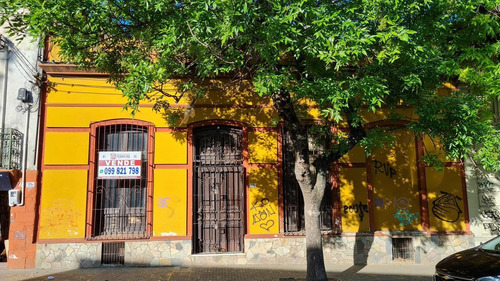 Imagen 1 de 11 de Vende Casa 3 Dormitorios , Azotea Y Sotano De 132 M2 - Cordón