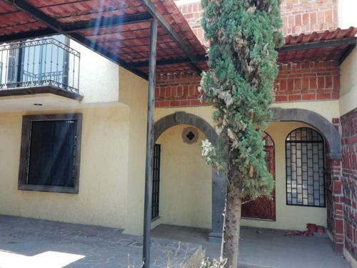 Imagen 2 de 12 de Casa Sola En Venta Villas De Irapuato