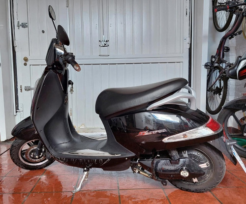 Imagen 1 de 8 de Moto Scooter Eléctrica Sunra Grace Batería Gel