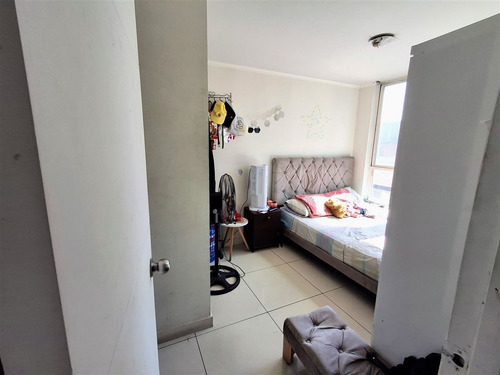 Departamento En Venta De 2 Dorm. En Santiago
