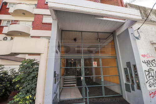 Departamento 3 Dormitorios Venta - Olivos