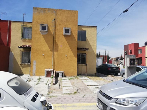 Imagen 1 de 12 de Casa Sola En Venta San Carlos Castillotla