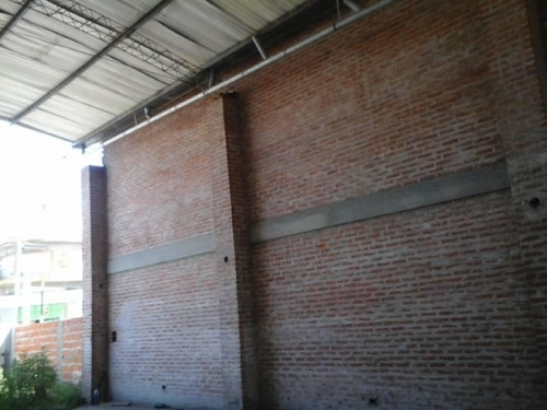 Imagen 4 de 8 de Galpon