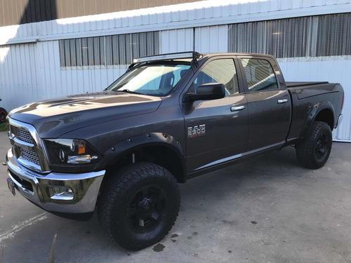 Ram 2500 6.7l Laramie 4x4 2014