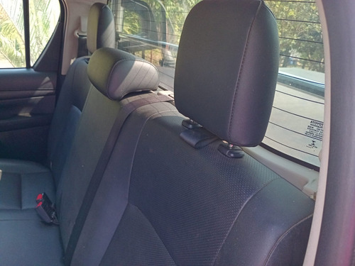 Toyota Hilux 2.8 STD 4X4 CD 16V DIESEL 4P MANUAL
