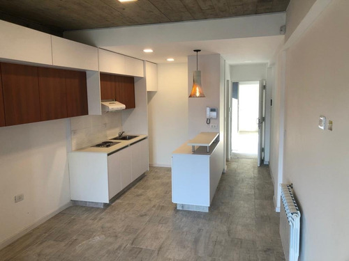 Imagen 3 de 11 de Venta Ph A Estrenar A Metros Del Mar. 979447