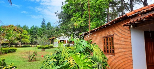 Chácara No Condomínio Estância Ubaitaba Em Boituva. 2 Casas, 5 Mil Metros, Piscina, Churrasqueira. - Ch00581 - 69431476