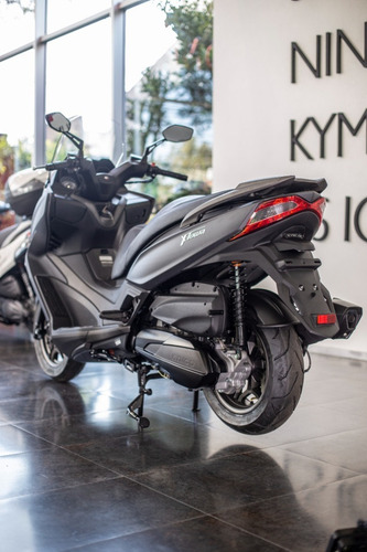 Imagen 10 de 25 de Kymco Xtown 250i Martinez Maxiscooters