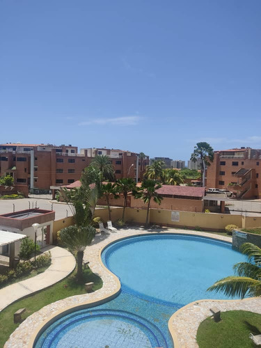 Apartamento, Actualizado. Albatros. Sabanamar, Costa Azul.