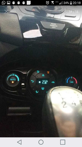 Ford Fiesta Kinetic Design 1.6 Sedan Titanium 120cv 2014