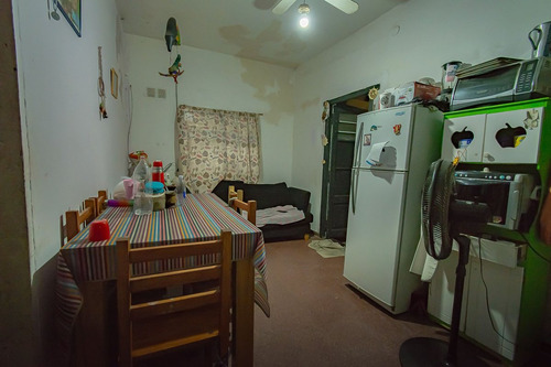 Venta Casa 4 Ambientes Jardin Y Potencial Terraza