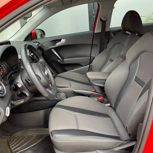 Imagen 7 de 13 de Audi A1 1.4 Sportback