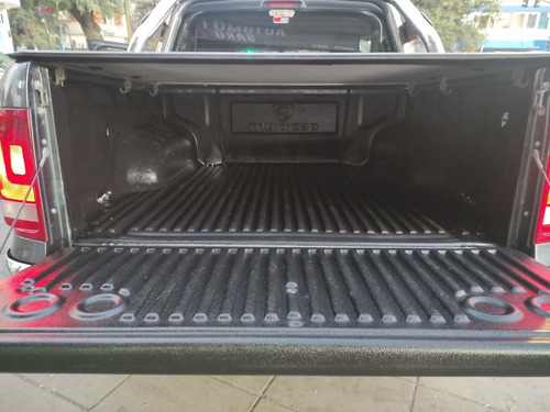 Imagen 17 de 19 de Volkswagen Amarok 2018 2.0 Cd Tdi 180cv Comfortline 4x4
