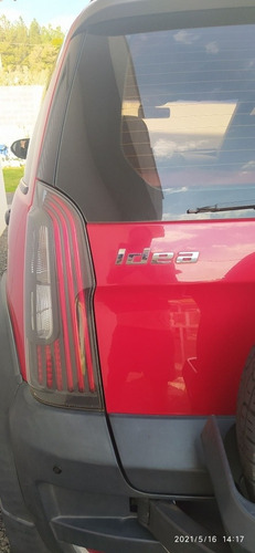 Imagem 11 de 15 de Fiat Idea 2013 1.8 16v Adventure Flex 5p