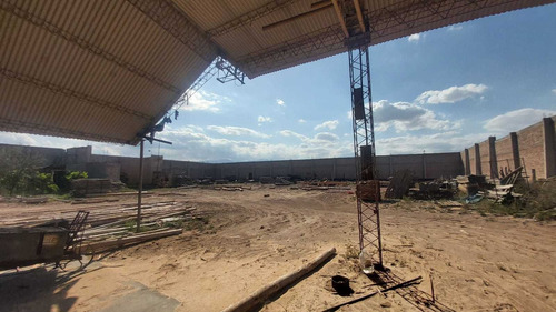 Imagen 26 de 27 de Galpón · Alquiler · 7.000 M2 · Dos Galpones · Oficina · Heras