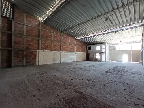 Bodega En Arriendo En Once De Noviembre. Cod A24004