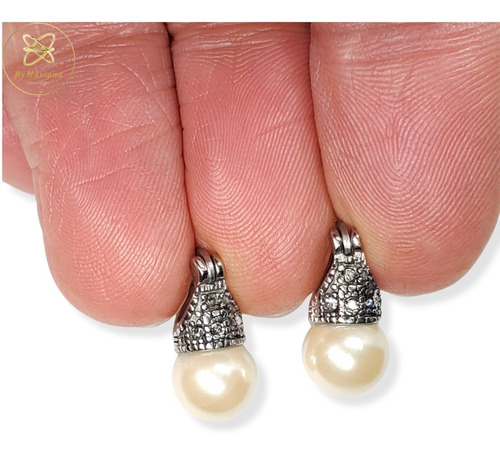Imagen 1 de 4 de Aros Acero Quirurgico Cardinal Lady Di Perla Blanca 8mm