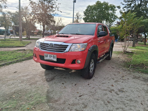 Camioneta 4x2. Full, Papeles Al Día, Neumáticos Nuevos.
