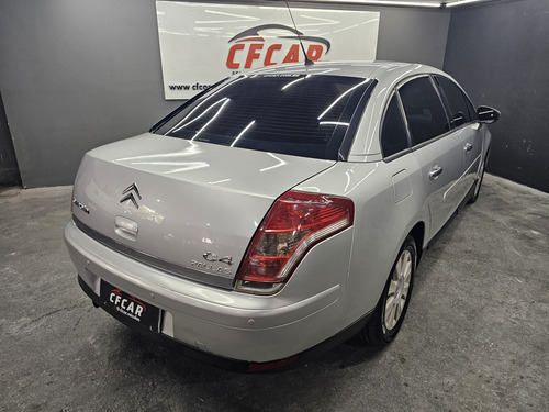 Citroën C4 Pallas Citroën C4 Pallas GLX 2.0 16V (flex) (aut)