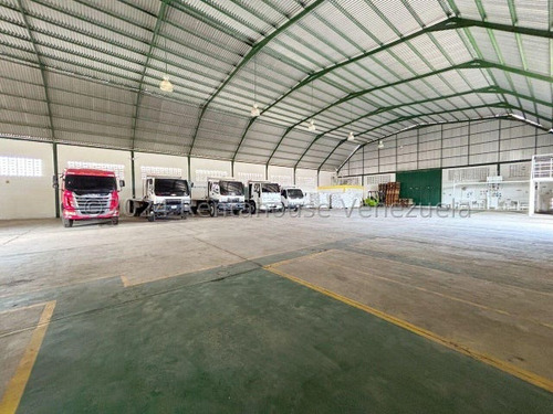 Galpon En Venta Barquisimeto Zona Industrial Gisselle Lobo Vende Imponente Y Moderno Galpon Industrial Excelente Ubicacion 3000 Metros Cuadrados Tiene Tanque Subterraneo De 50000 Litros 2 4 2 5 8 5 9