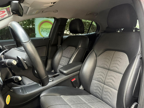 Mercedes-Benz Classe GLA 1.6 Style Turbo Flex 5p