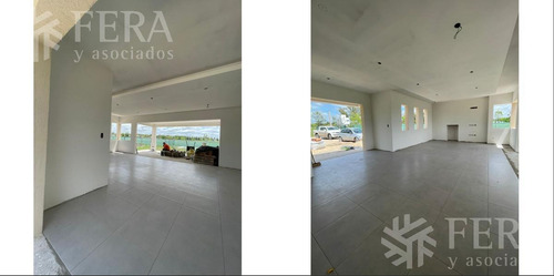 Imagen 10 de 13 de Venta De Casa 4 Ambientes Con Cochera Y Piscina En Campos De Roca 2 (28801)