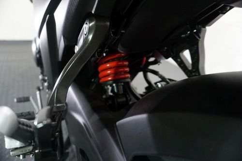 Imagen 17 de 22 de Moto Naked Tvs Rtr 200 Carburada Nuevo Modelo