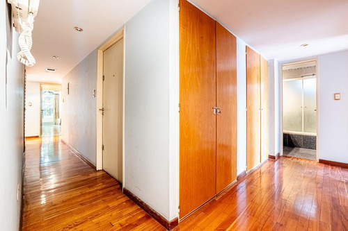 Venta Departamento 4 Ambientes C/dep Piso Cochera Doble Caballito