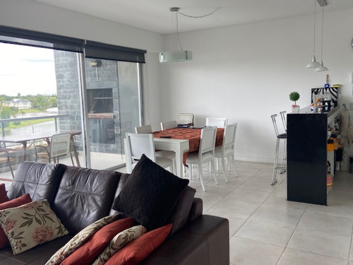 Imagen 6 de 18 de Alquiler Departamento 3 Amb Qbay Yatch
