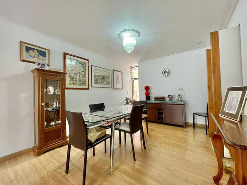 Apartamento En Venta En Medellín - Laureles Cod 61324