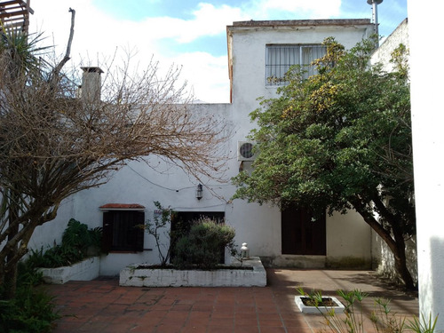 Casa En Venta De 4 Dormitorios En Palermo (ref: Ksk-1325)