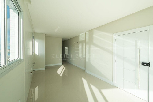 Imagem 14 de 15 de Apartamento De 4 Suítes No Fazenda Em Itajaí - 288_1