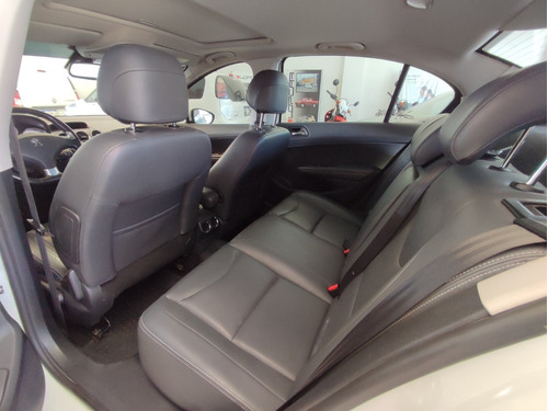 Imagen 15 de 21 de Peugeot 408 1.6 Feline Hdi
