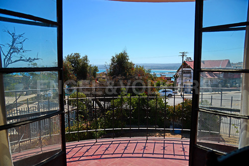 Casa Algarrobo Centro.