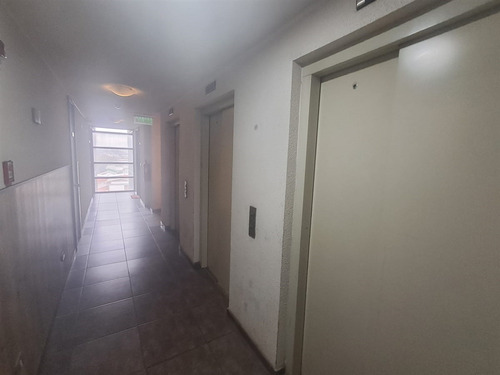 Departamento En Venta De 2 Dorm. En Estación Central