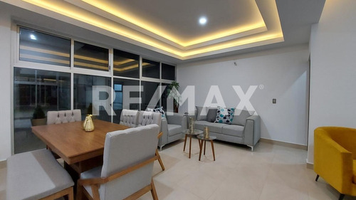 Imagen 19 de 26 de Venta De Departamento Torre Del Bosque - (2)