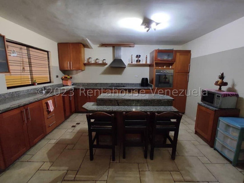 Townhouse En Venta En San Pablo Turmero Aragua 23-26976 Irrr
