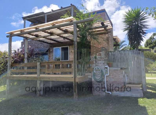 Casa En Alquiler En Punta Colorada 2 Dormitorios 2 Baños