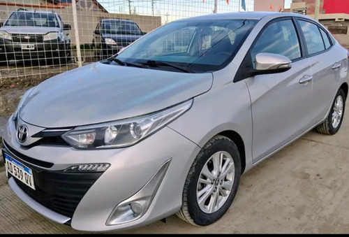 Toyota Yaris 1.5 107cv Xls Sedan