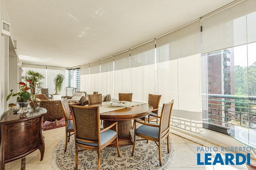 Imagem 10 de 15 de Apartamento - Vila Nova Conceição - Sp - 582575