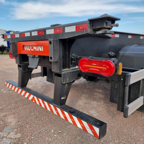 Imagem 4 de 15 de Carreta Facchini Porta Container 40 Pés 4 Pinos 2022 - 0 Km