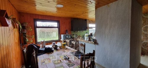Dos Casas En Incluidas De 3 Y 4 Dormitorios ,dos Baños C/u